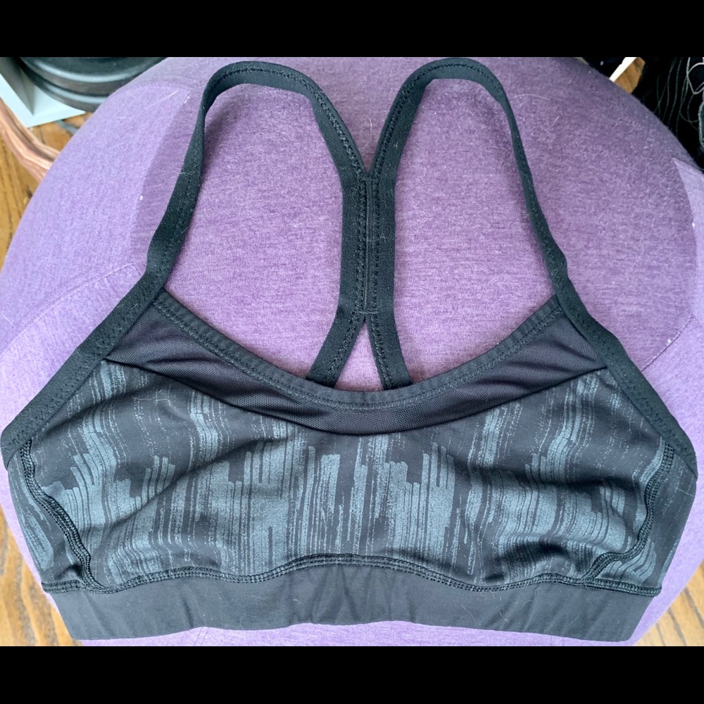 Lululemon Black/Silver Sports Bra, Size 6